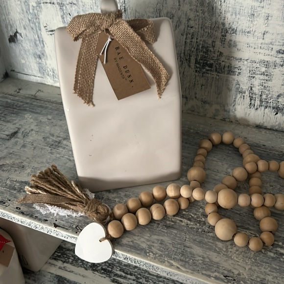 Rae Dunn “Mama Bird” Birdhouse. - Picture 3 of 3